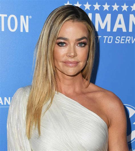 Denise Richards Creates OnlyFans Account After Defending。